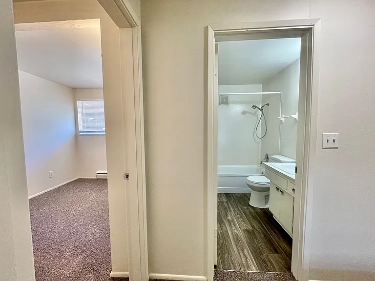 LC125th Townhomes — Photo 21