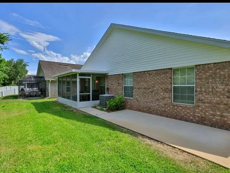 598 Coral Trace Blvd — Photo 3