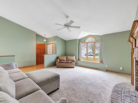 5th image of 1145 Tara Marie Ln