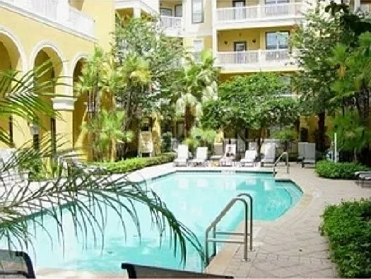 1 Bedroom Condo in Downtown Free Water, Sewer, Trash and Pest Control! — Photo 2