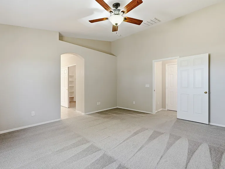 23394 S 216th St — Photo 24