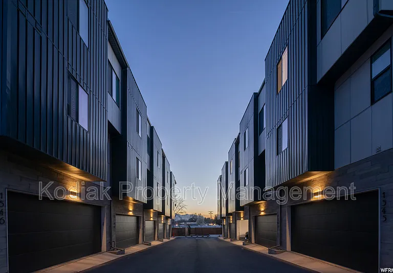 1541 E Talo Ct — Photo 46
