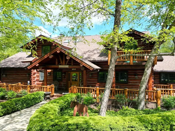 N2747 Log Hill DRIVE, Lake Geneva, WI 53147