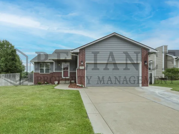 1726 N Black Oak Ct, Andover, KS 67002