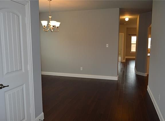 3rd image of 4116 Fordham St