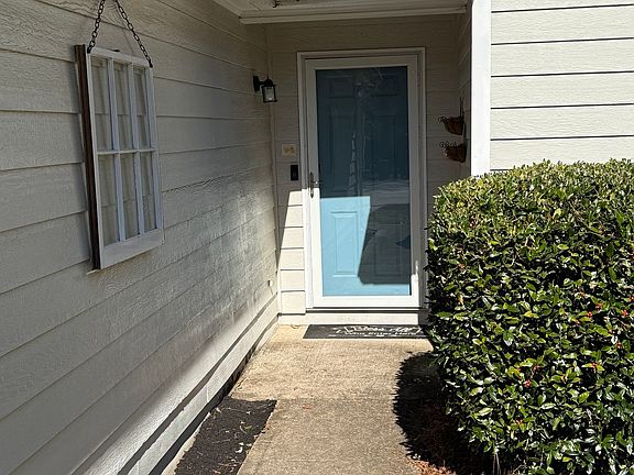 2nd image of 109 Layla Ct