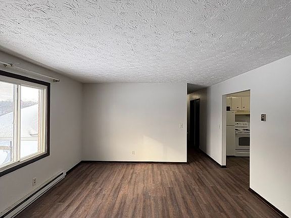 4th image of 74 Briarcliff Ave NE