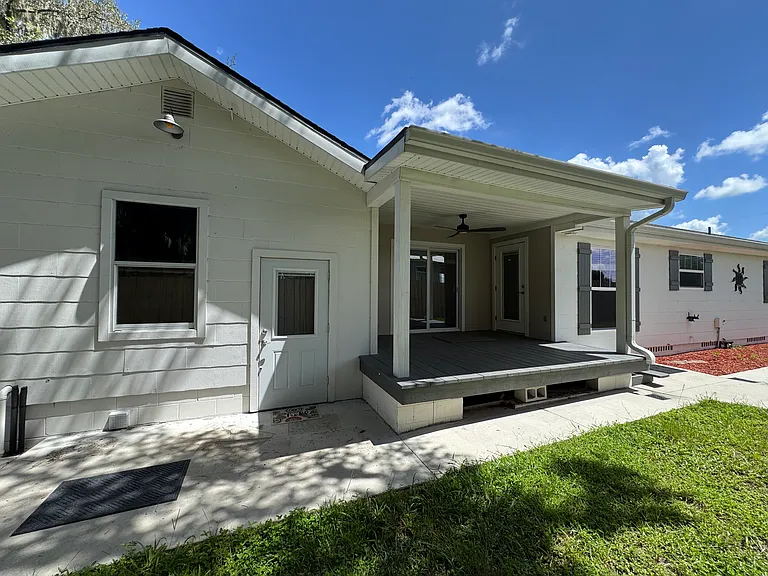 10430 Lithia Pinecrest Rd — Photo 8
