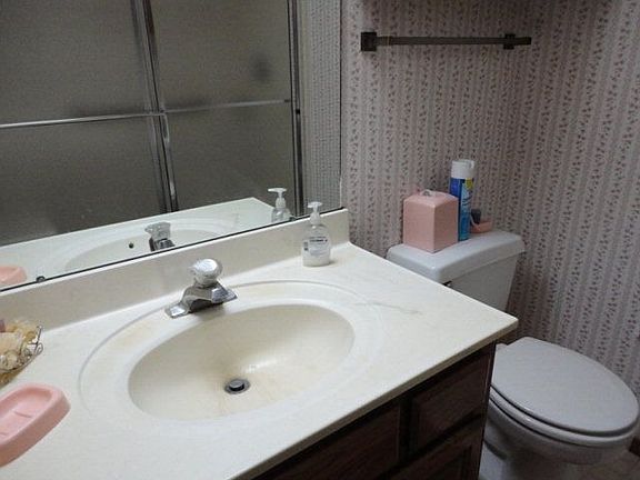 2nd image of 2105 S Cynthia St APT D103