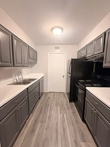 Ridge View Apartments Photo 1