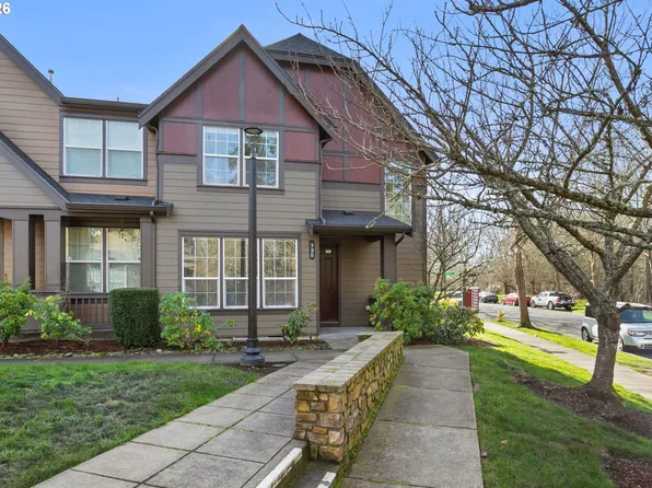 798 NE 72nd Ave, Hillsboro, OR 97124