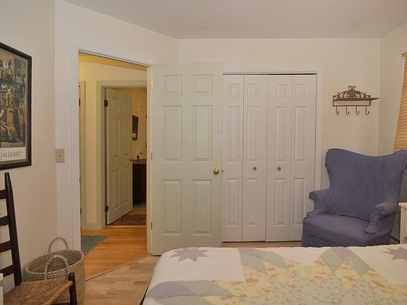 5th image of 70 Amancio St