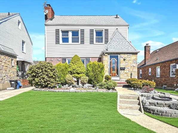 163-29 16th Avenue, Whitestone, NY 11357