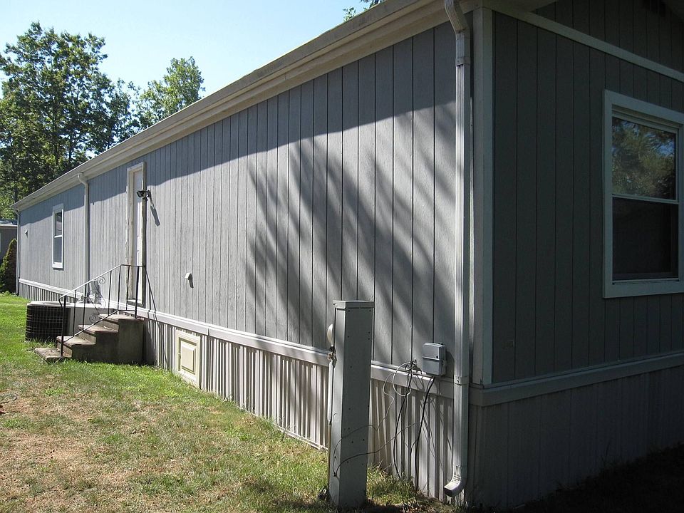 2nd image of 614 Conch Dr