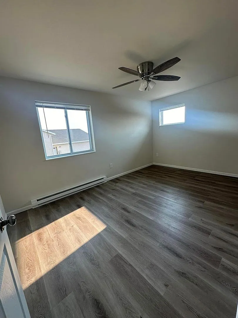 3 Bedroom Duplex — Photo 4