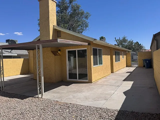 Incline Ave, Las Vegas — Photo 2