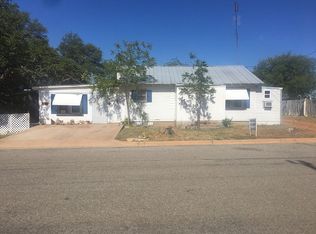 807 Anniston Ave, Llano, TX 78643