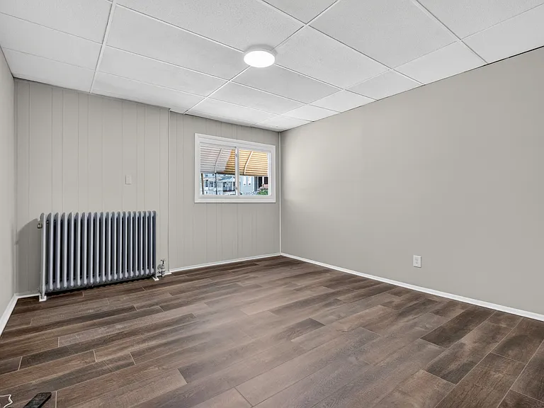 265-267 E Bertsch St #4 — Photo 6