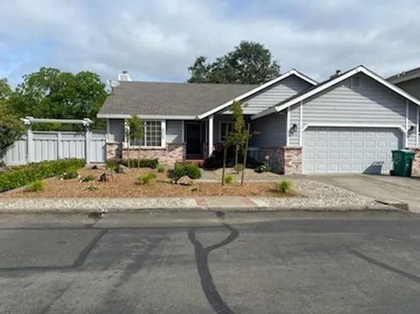 923 Country Meadow Ln, Sonoma, CA 95476