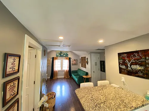 161 Broughton Ave #2 Photo 1