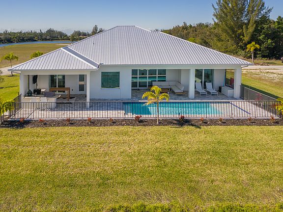 4th image of 3801 Kismet Lakes Ln