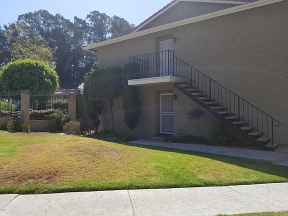 2nd image of 368 W Santa Barbara St