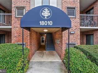 18010 Chalet Dr APT 203, Germantown, MD 20874