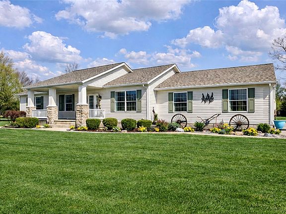 2nd image of 1000 Stone Rd