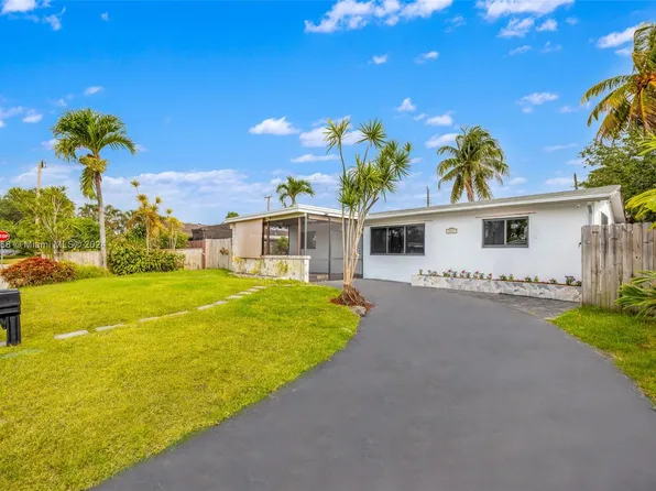 7681 Simms St, Hollywood, FL 33024