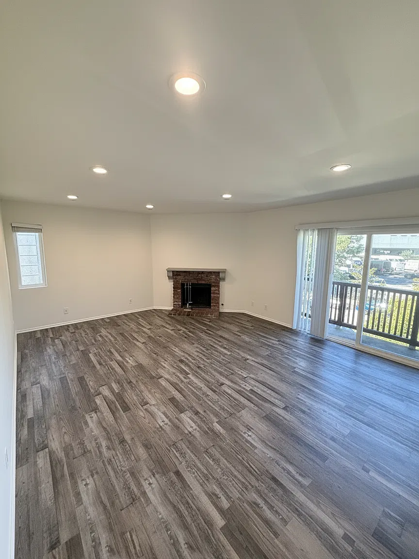 1 bed, 820 sqft, $1,950 — Photo 1
