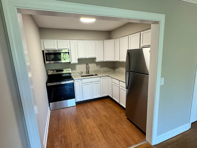 1524 Route 23NORTH #4 — Photo 1