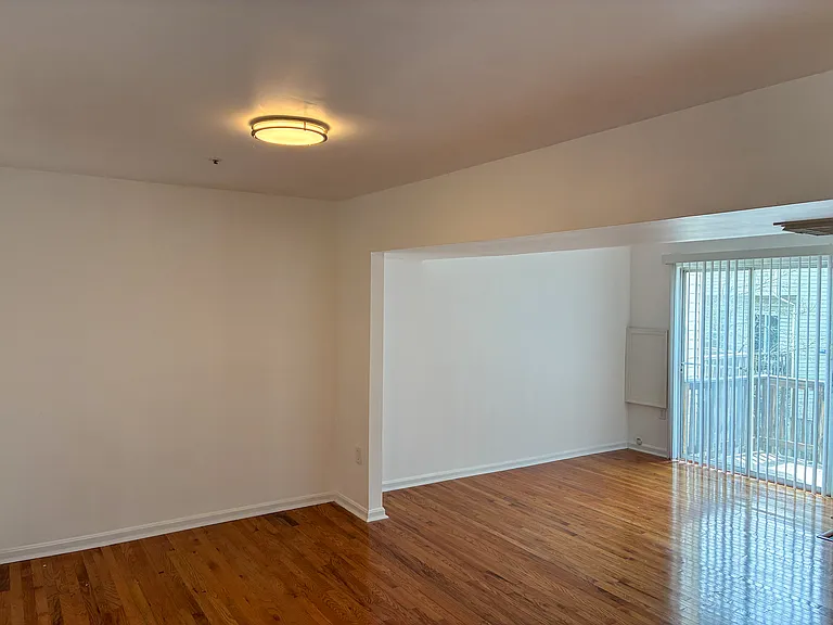519 Red Coat Pl — Photo 5