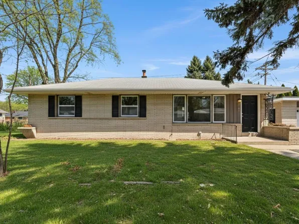 3401 West Wanda AVENUE, Milwaukee, WI 53221