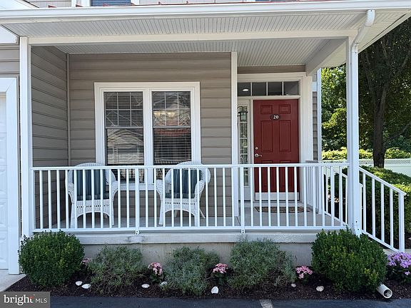 2nd image of 37506 Kaitlyn Dr Unit 20