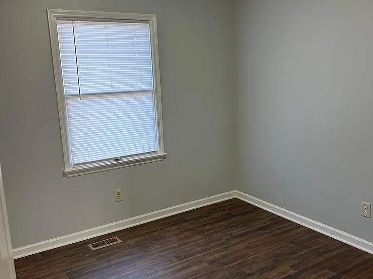 120 Arrowhead Rd — Photo 3