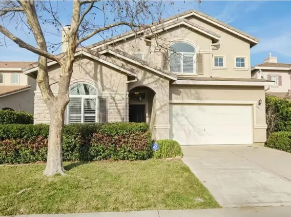 5817 Spring Flower Dr, Elk Grove, CA 95757