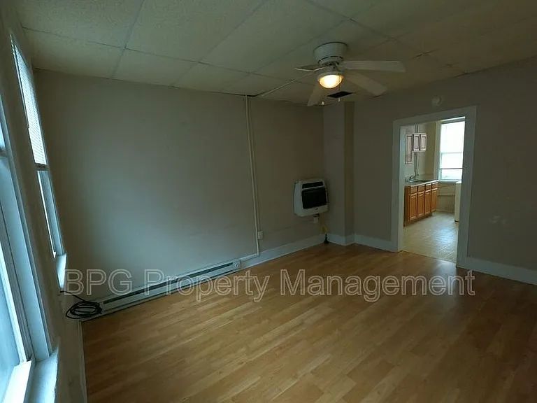 20 W Wolfe St — Photo 4