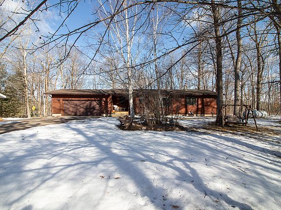 3rd image of 17136 Hidden Lake Rd