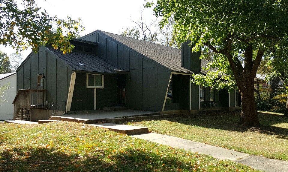 1st image of 4967 Oak Ave