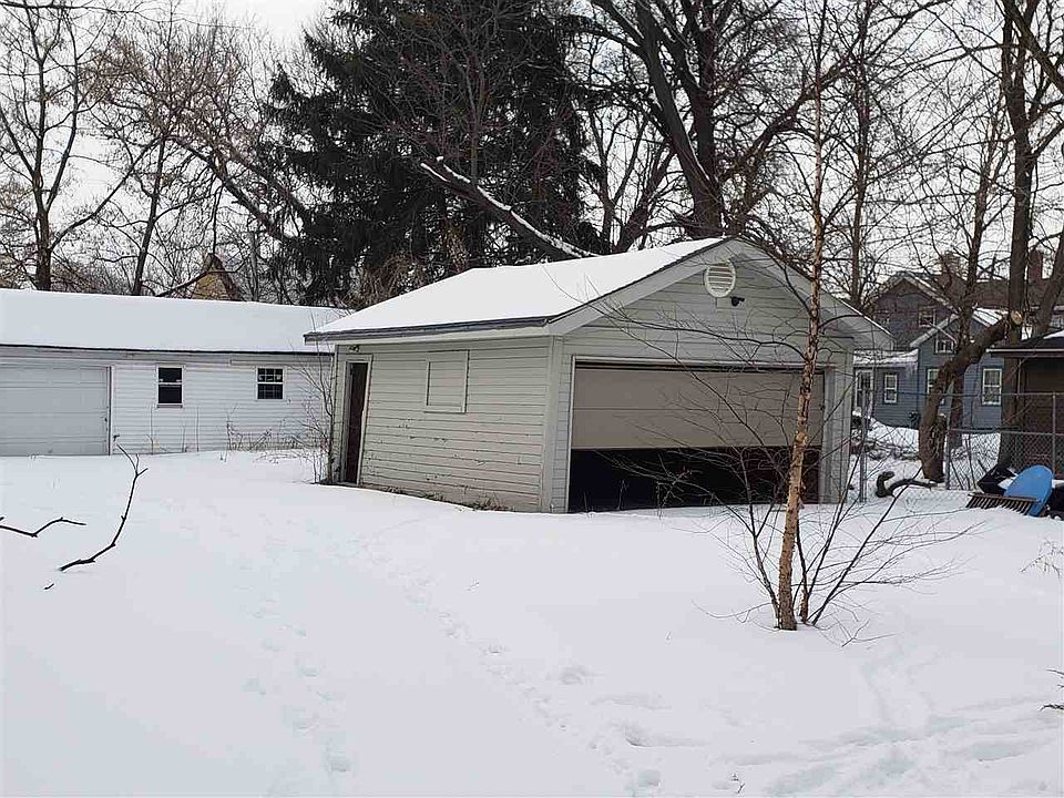2nd image of 717 S 4th St