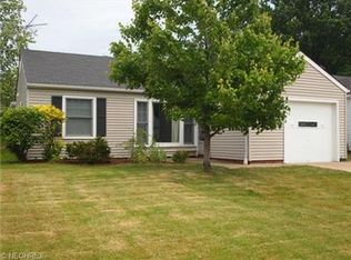 1147 Eastwood Ave, Mayfield Heights, OH 44124