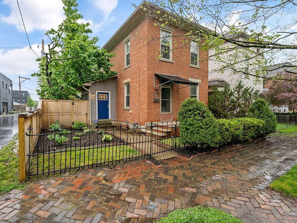 1st image of 377 Stewart Ave