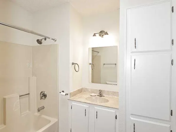 6249 S Pinehurst Dr, Chandler, AZ 85249