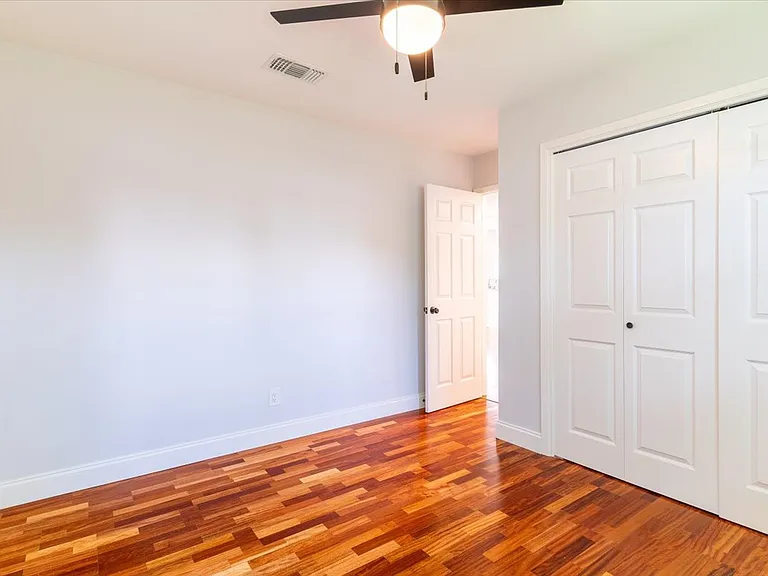 Downstairs Bedroom 1