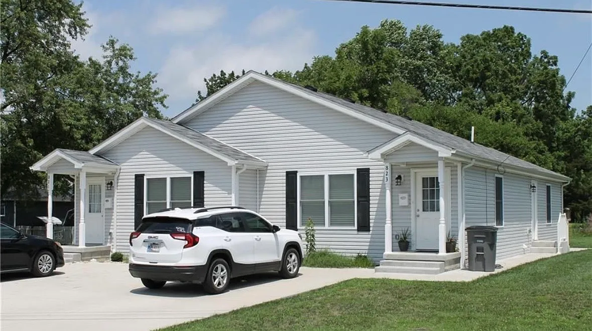 2 bed, 920 sqft, $1,395 — Photo 3