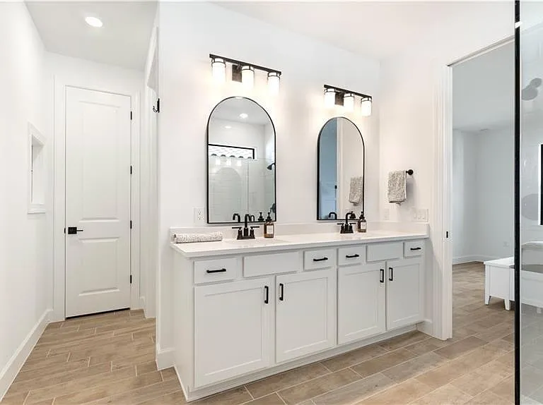 20514 Pebble Glen Dr — Photo 16