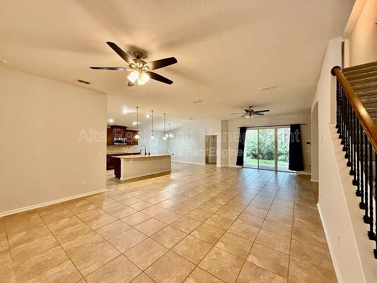 112 Morayshire Ct — Photo 4