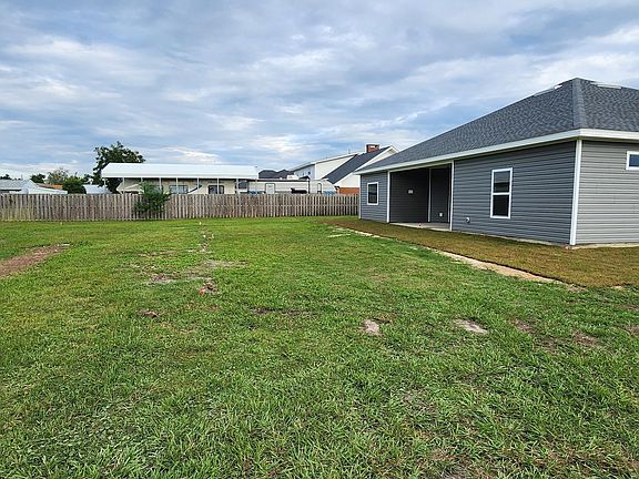 3rd image of 5213 Teri Ln