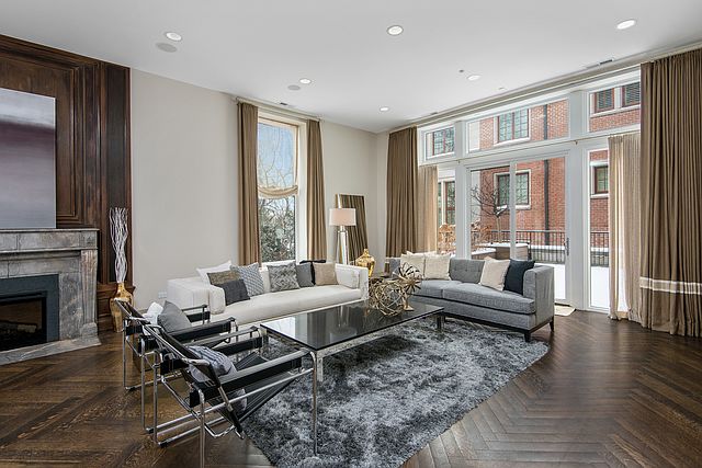 1st image of 3030 N Lake Shore Dr APT 201