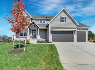 10017 Aurora St, Lenexa, KS 66220